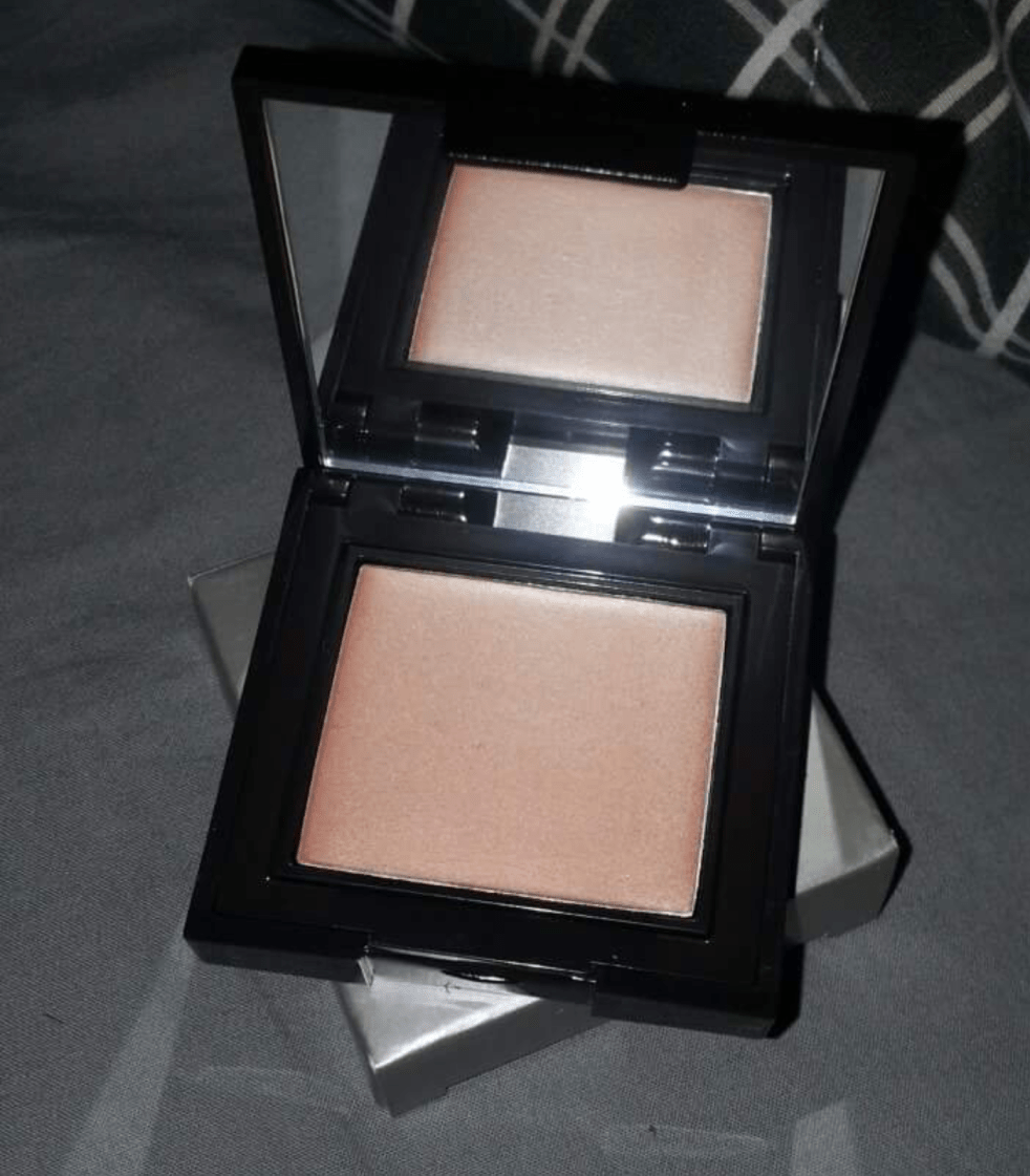 Laura Mercier Highlighter